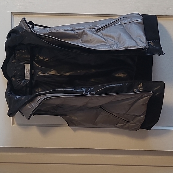 Genuine leather and Goose Down filled Vest - Picture 2 of 7